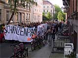 Demo am 17.07.04 - Eimsbüttel wurde auch informiert